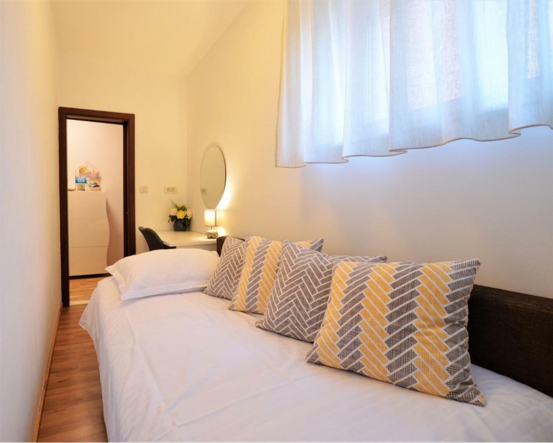 Kolombo Lux Apartment Split Exterior photo